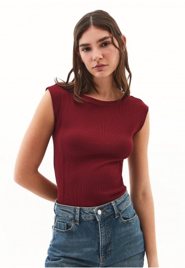 Bordo Pamuklu Bot Yaka Tişört