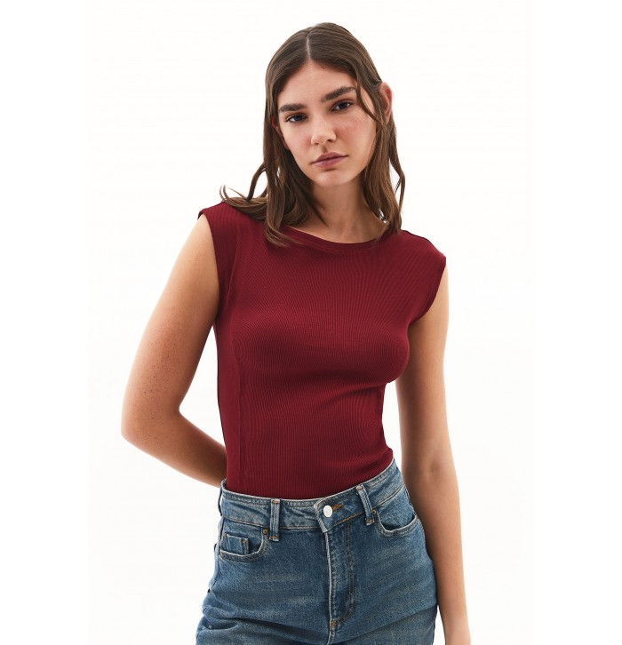 Bordo Pamuklu Bot Yaka Tişört